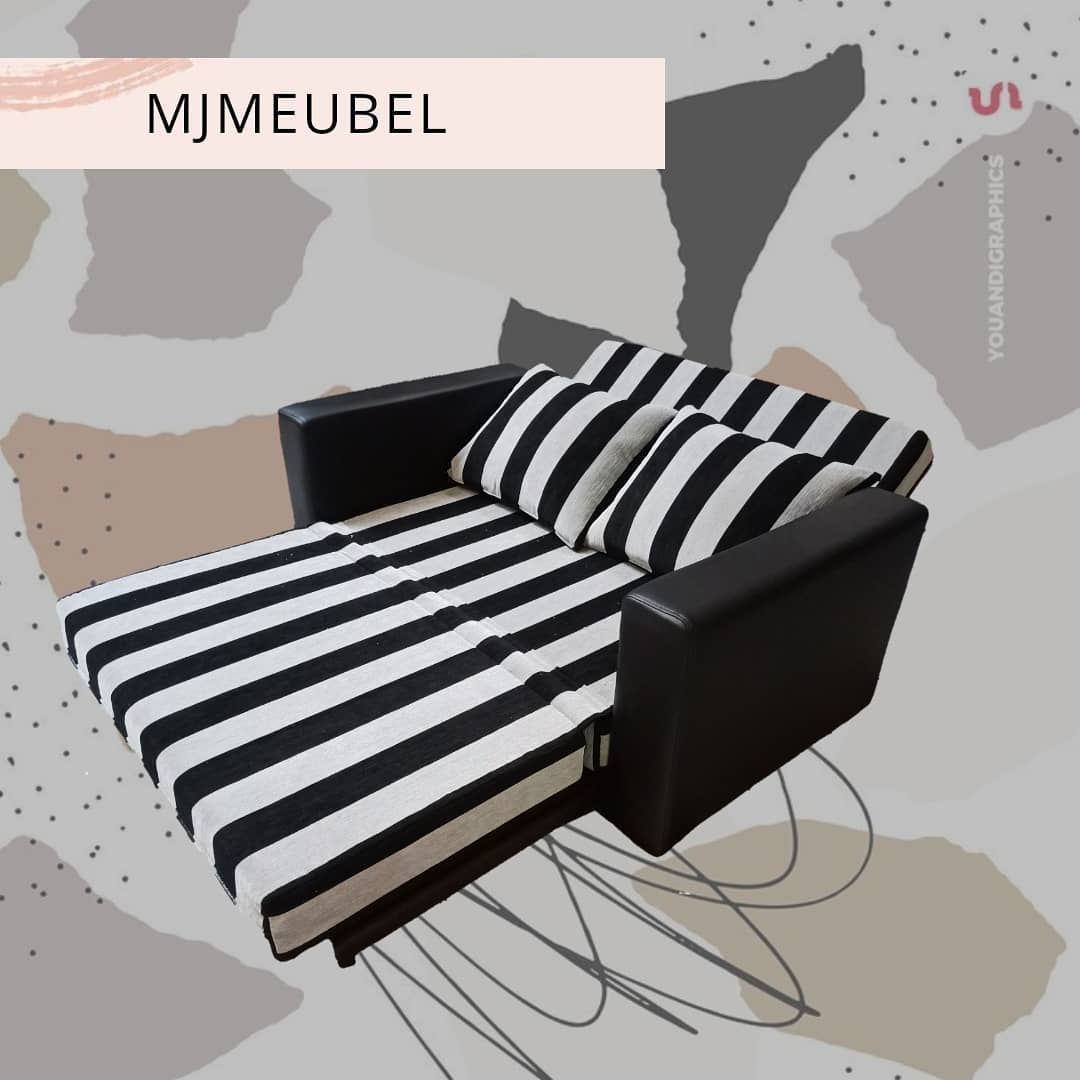 Sofa bed motif garis hitam-putih