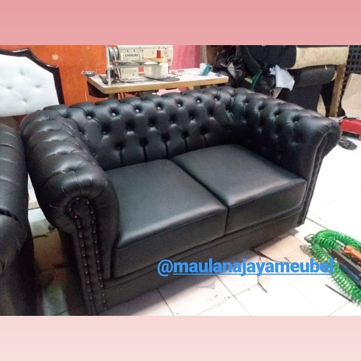 Sofa Chester 2 Seater –