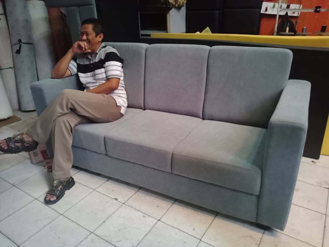 Sofa 3 Dudukan Custom – Nyaman & Kokoh