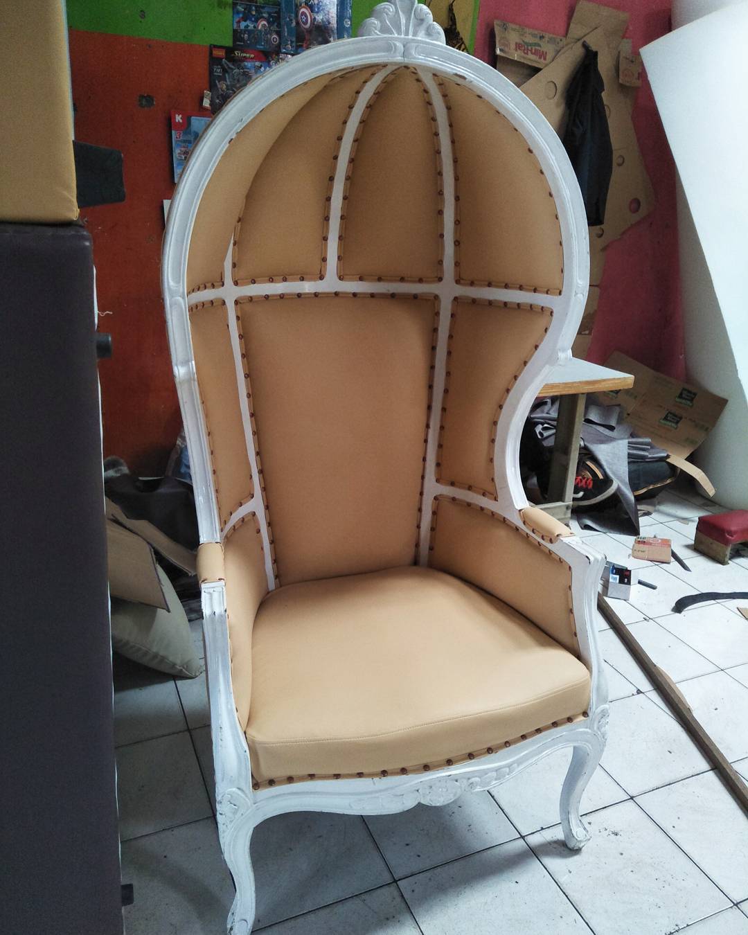 Kursi klasik model dome